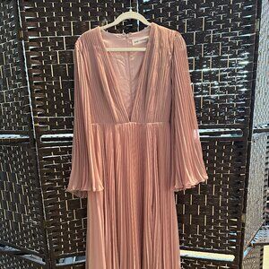 Fame & Partners Pink Pleated Dress
